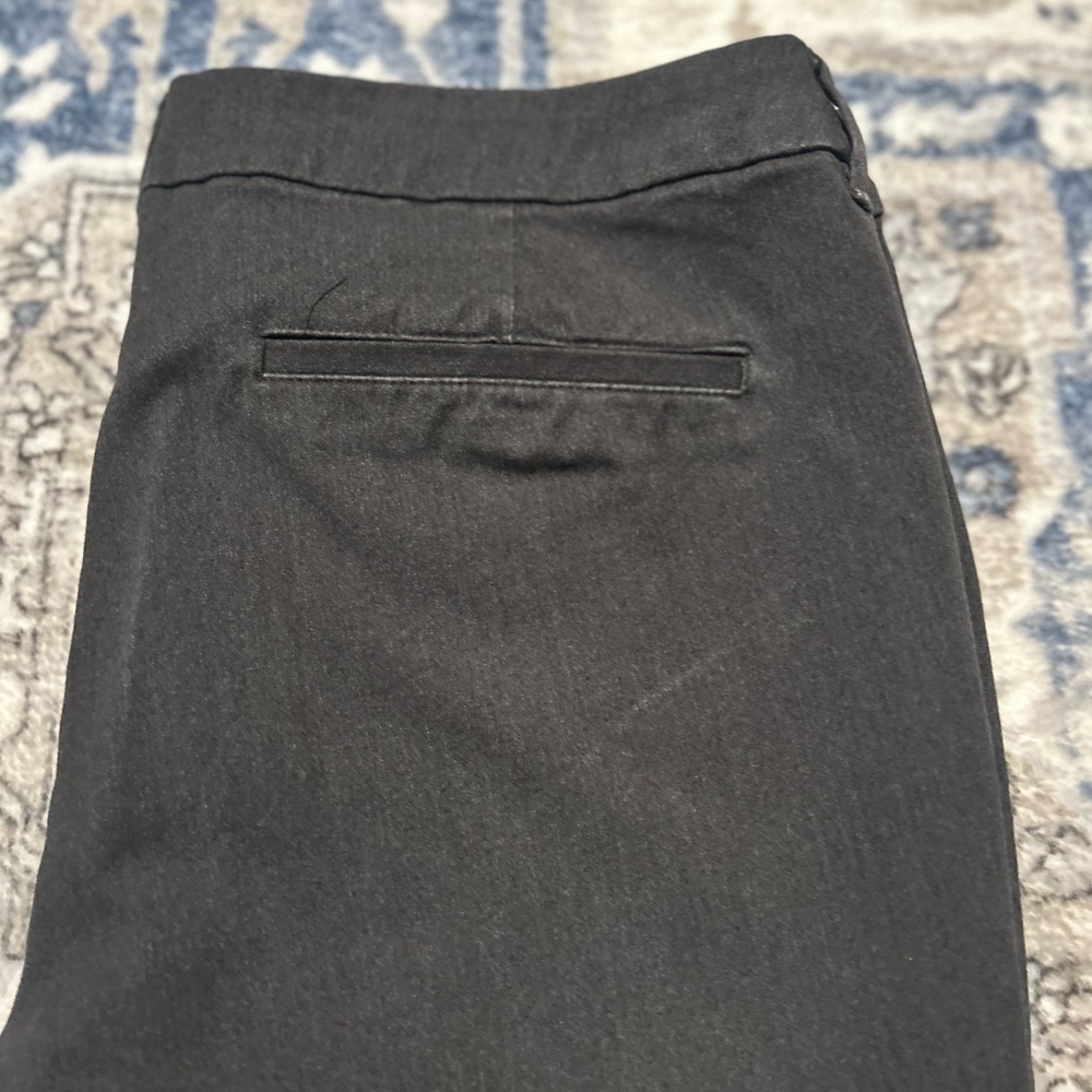 Old Navy Pixie Ankle Pants - Picture 8 of 9